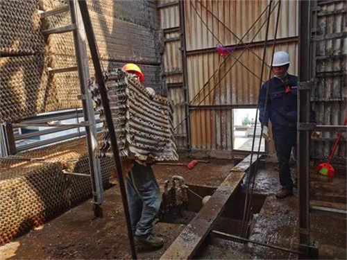 冷卻塔的工作過程(空調(diào)冷卻塔工作原理)